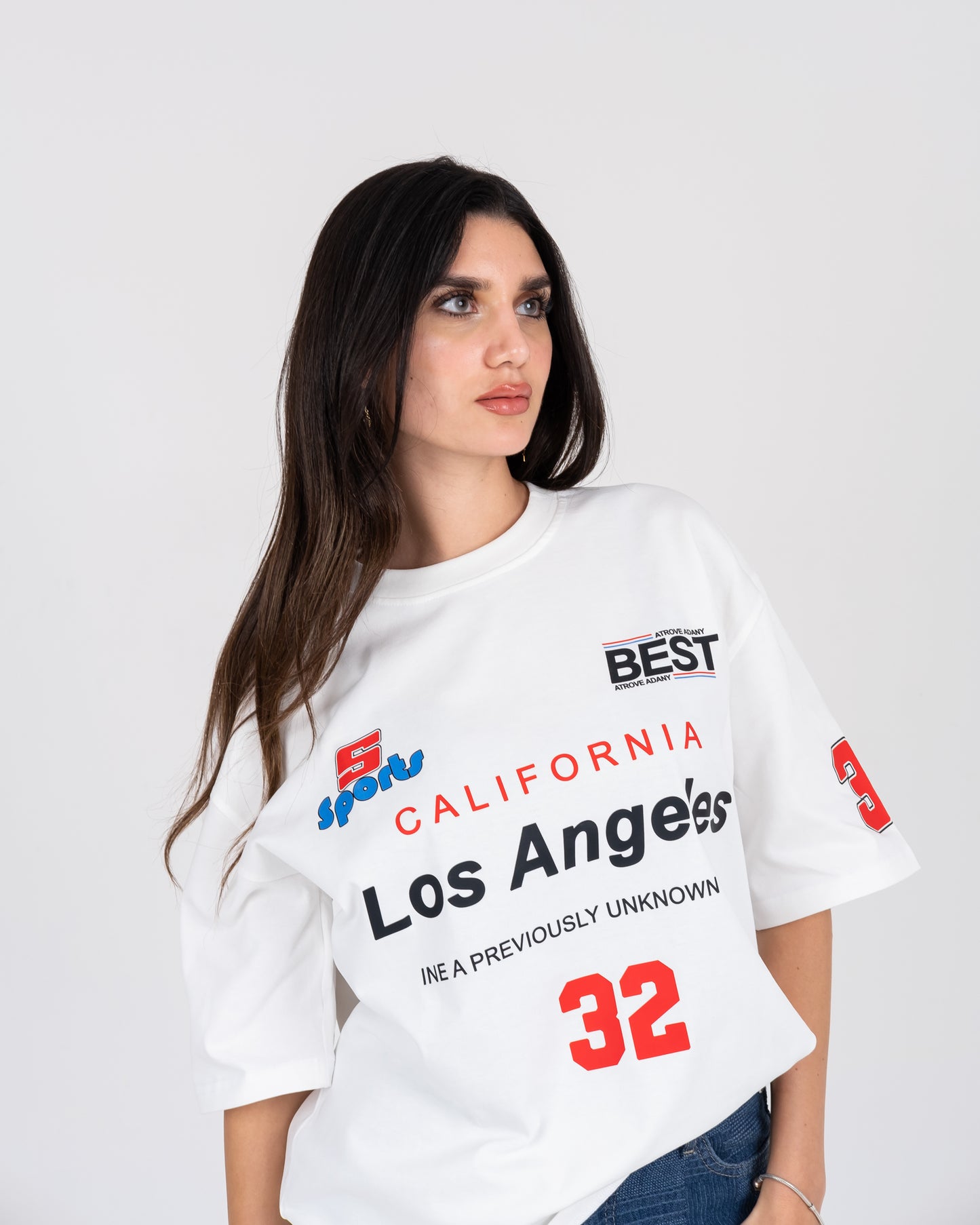 WHITE LA 32 STREET OVERSIZED TEE