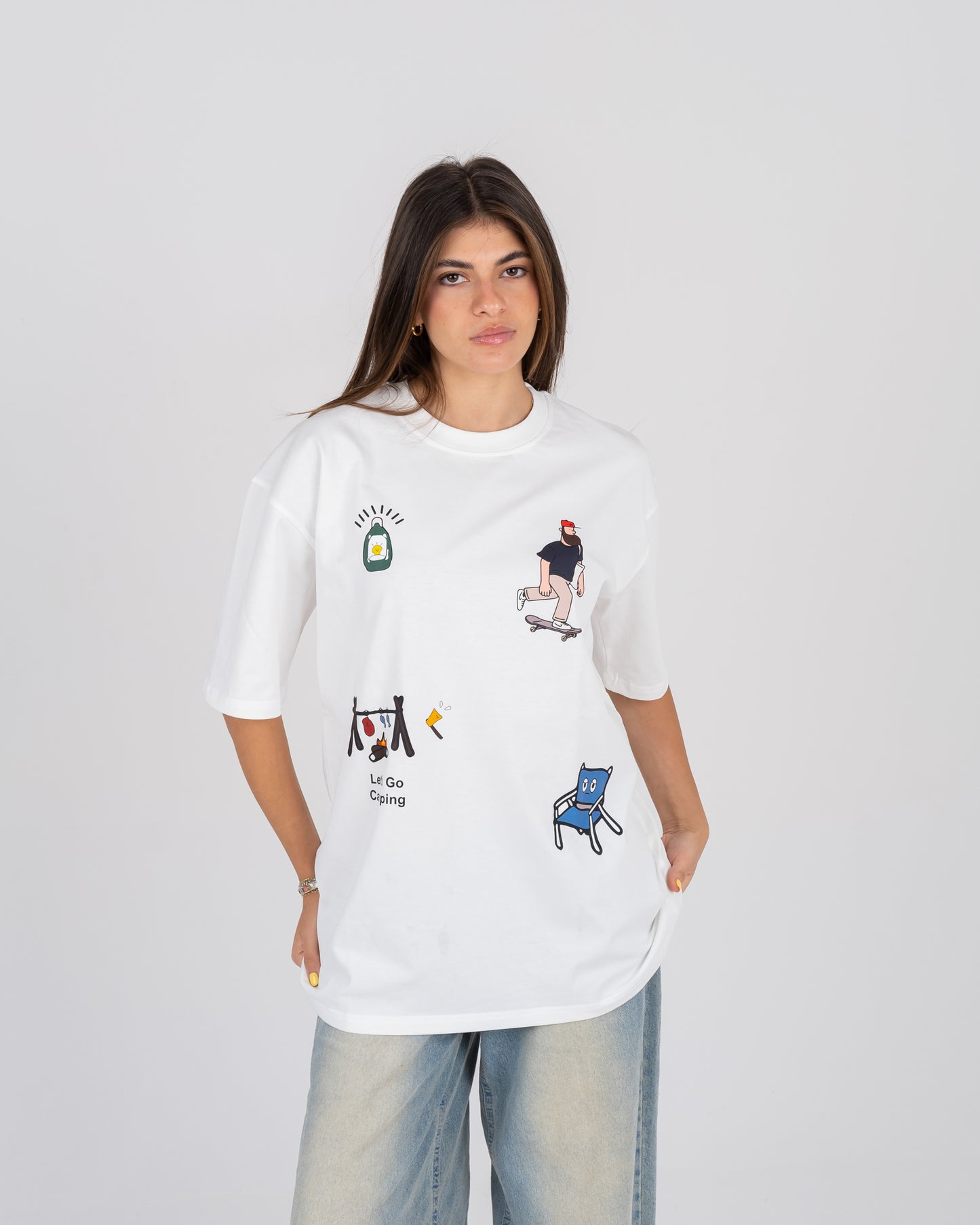 WHITE DAZ - CAMP VIBES OVERSIZED TEE