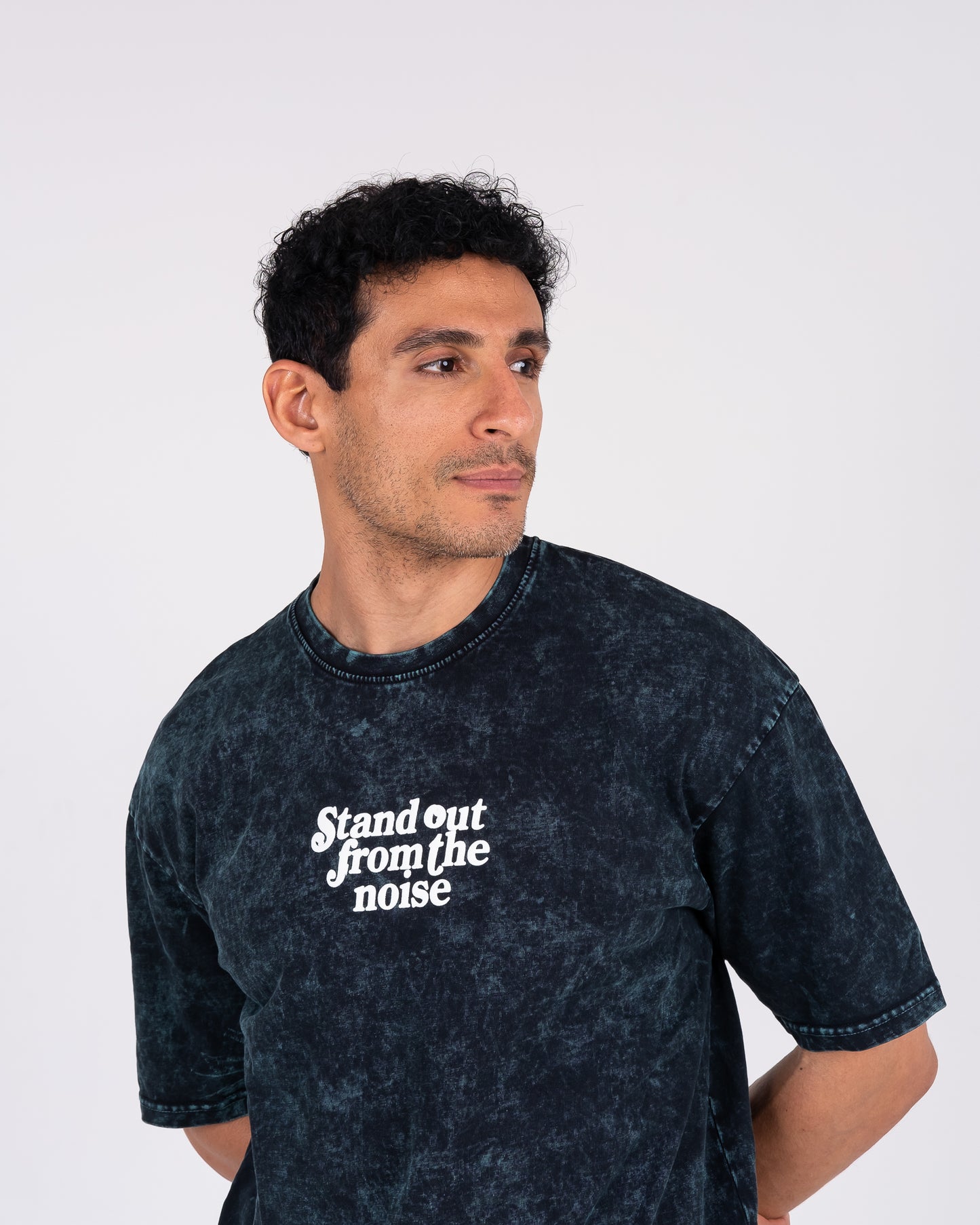 STAND OUT FROM THE NOISE WASHED TEE